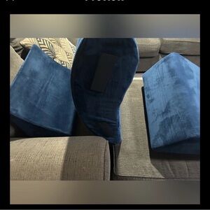 Blue 4 pc wedge set has been posted in 2 posts look 👀 out read description!!!!